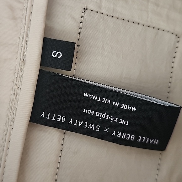 HALLE BERRY X SWEATY BETTY Leticia Half Zip Track Pullover Jacket Size S - Picture 3 of 8